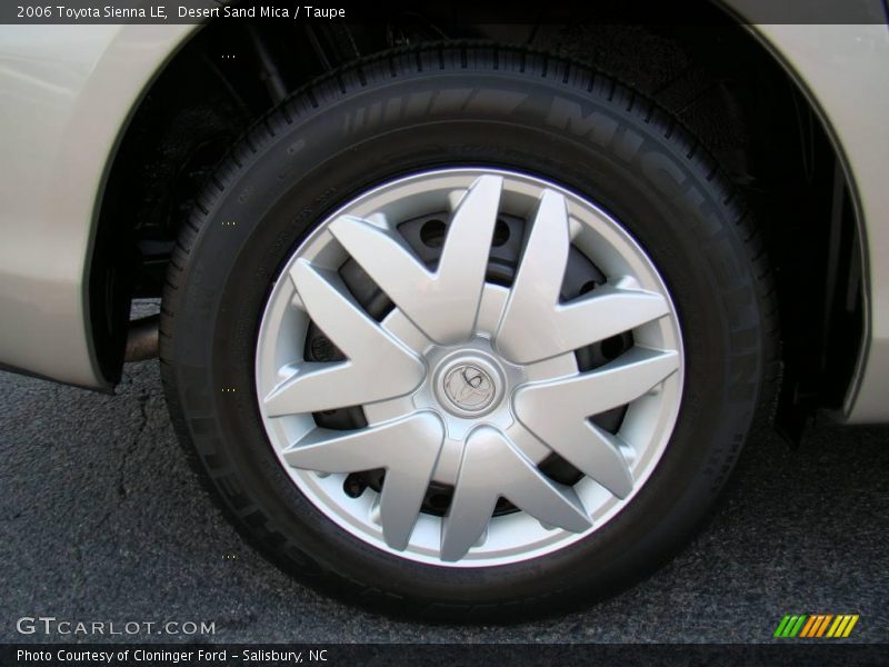 Desert Sand Mica / Taupe 2006 Toyota Sienna LE