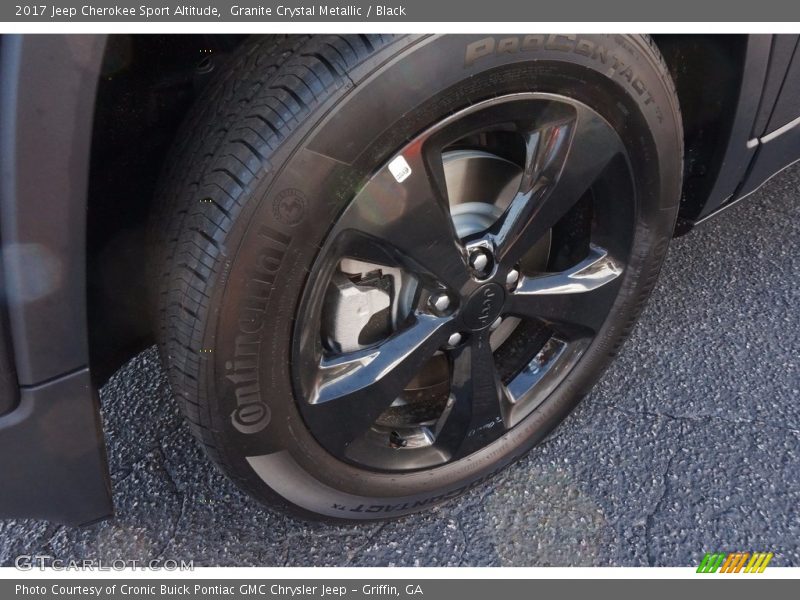 Granite Crystal Metallic / Black 2017 Jeep Cherokee Sport Altitude