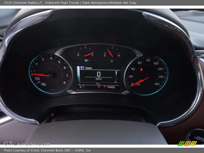 Iridescent Pearl Tricoat / Dark Atmosphere/Medium Ash Gray 2016 Chevrolet Malibu LT