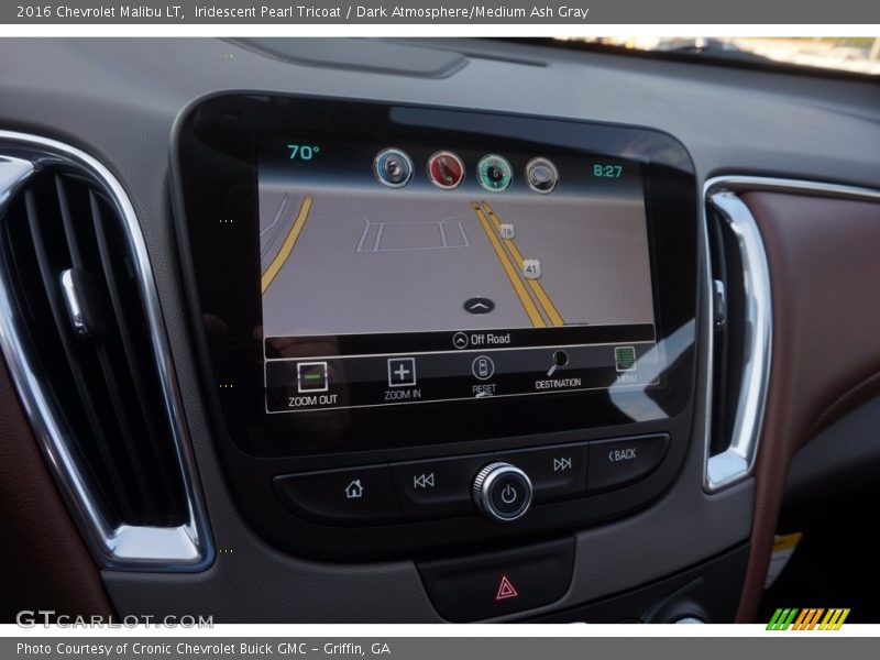 Iridescent Pearl Tricoat / Dark Atmosphere/Medium Ash Gray 2016 Chevrolet Malibu LT