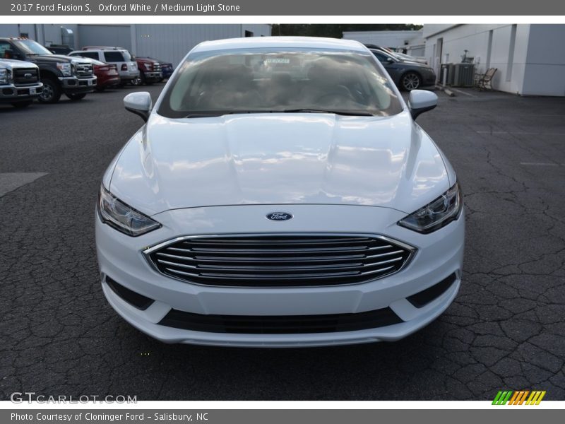 Oxford White / Medium Light Stone 2017 Ford Fusion S