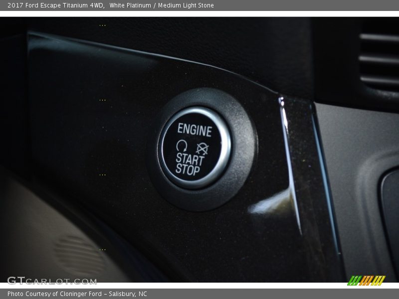 White Platinum / Medium Light Stone 2017 Ford Escape Titanium 4WD