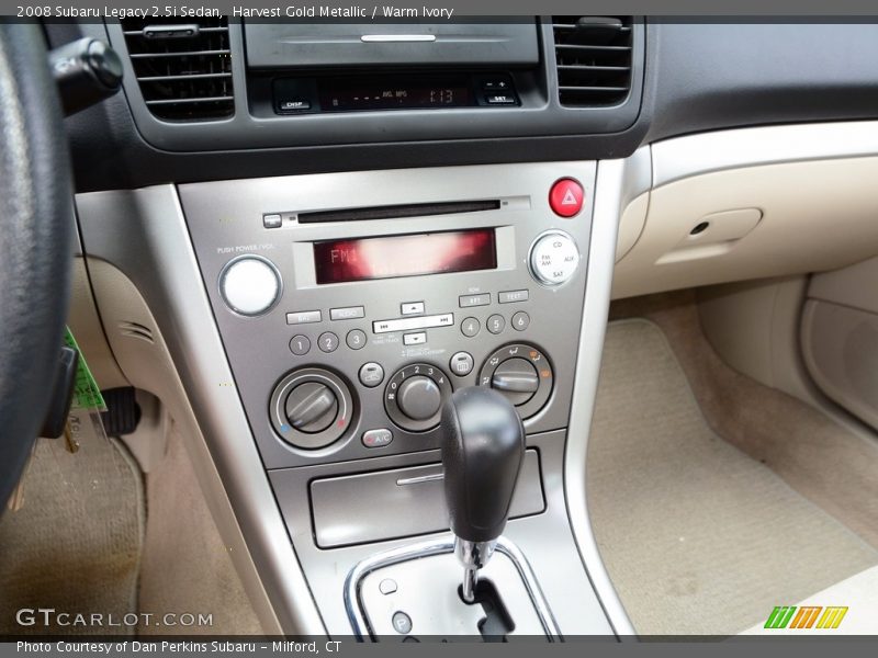 Harvest Gold Metallic / Warm Ivory 2008 Subaru Legacy 2.5i Sedan