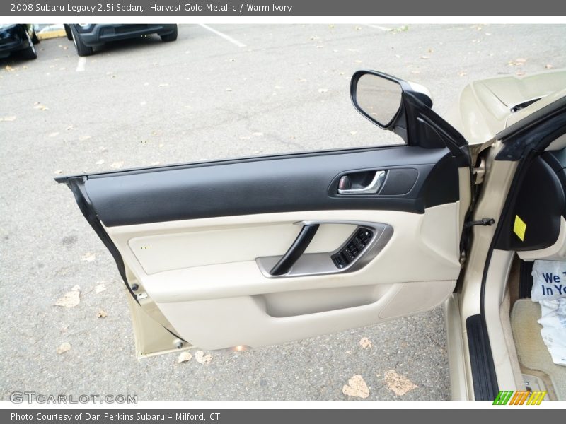 Harvest Gold Metallic / Warm Ivory 2008 Subaru Legacy 2.5i Sedan