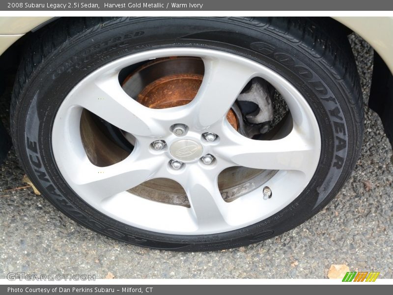 Harvest Gold Metallic / Warm Ivory 2008 Subaru Legacy 2.5i Sedan