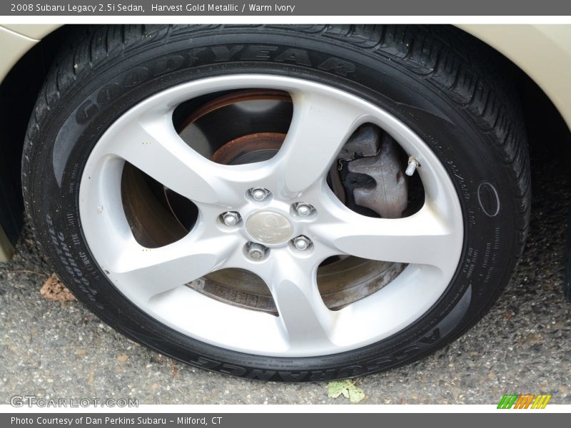 Harvest Gold Metallic / Warm Ivory 2008 Subaru Legacy 2.5i Sedan