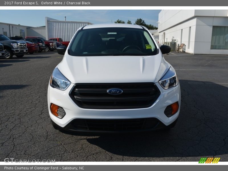 Oxford White / Charcoal Black 2017 Ford Escape S