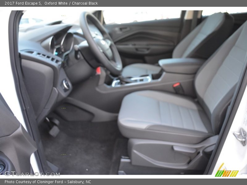 Oxford White / Charcoal Black 2017 Ford Escape S