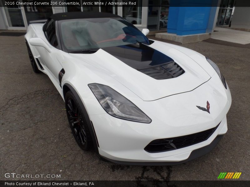 Arctic White / Adrenaline Red 2016 Chevrolet Corvette Z06 Convertible