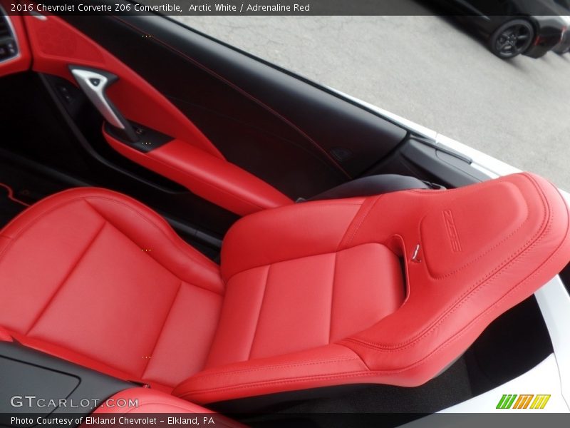 Arctic White / Adrenaline Red 2016 Chevrolet Corvette Z06 Convertible