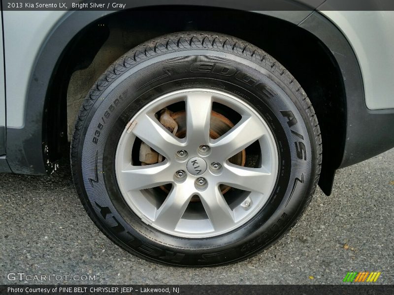 Bright Silver / Gray 2013 Kia Sorento LX