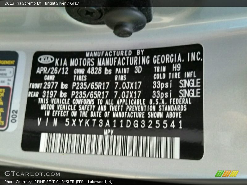 Bright Silver / Gray 2013 Kia Sorento LX