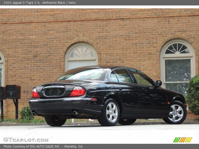 Anthracite Black / Ivory 2001 Jaguar S-Type 3.0