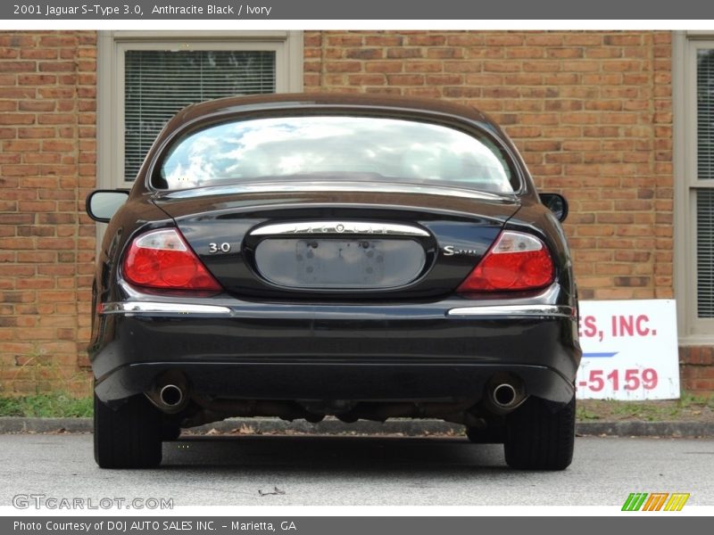 Anthracite Black / Ivory 2001 Jaguar S-Type 3.0