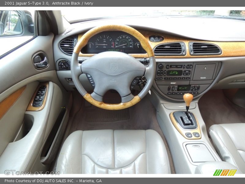Anthracite Black / Ivory 2001 Jaguar S-Type 3.0