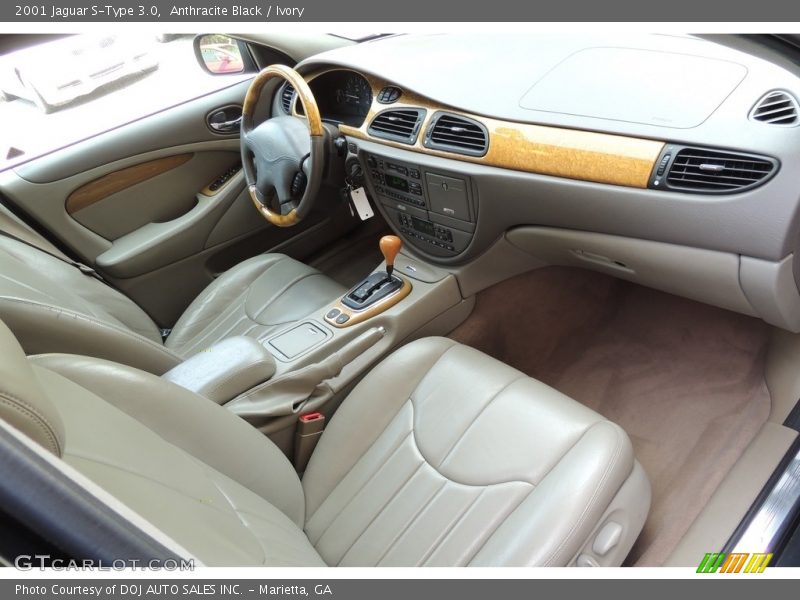 Anthracite Black / Ivory 2001 Jaguar S-Type 3.0
