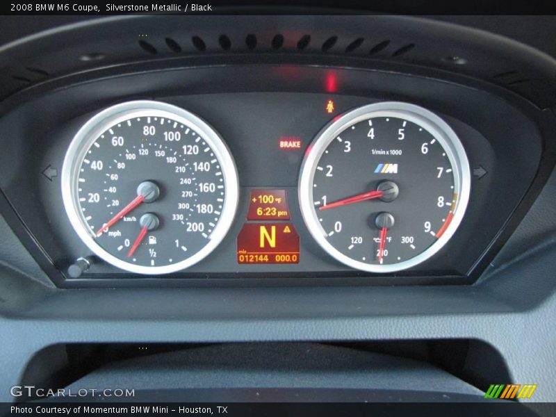 Silverstone Metallic / Black 2008 BMW M6 Coupe