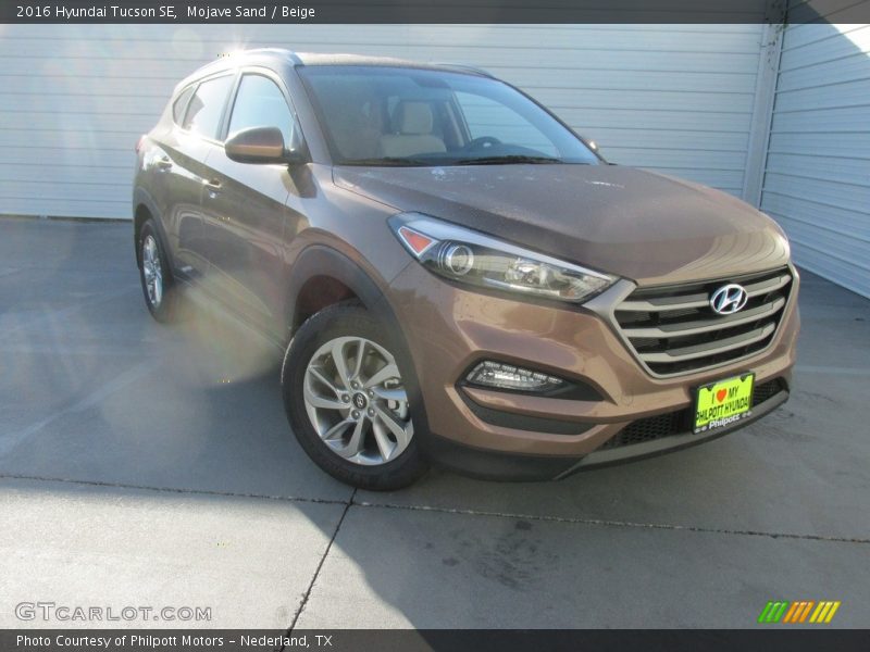 Mojave Sand / Beige 2016 Hyundai Tucson SE