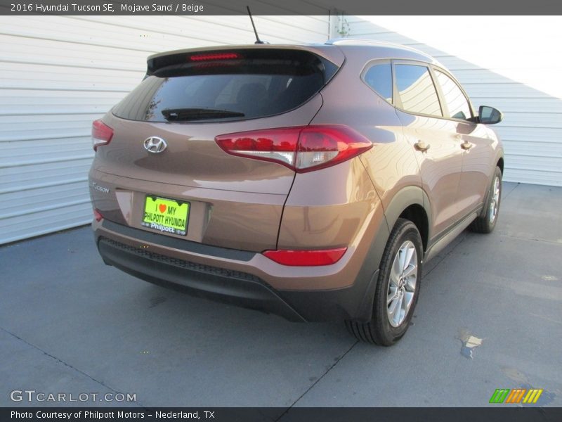 Mojave Sand / Beige 2016 Hyundai Tucson SE