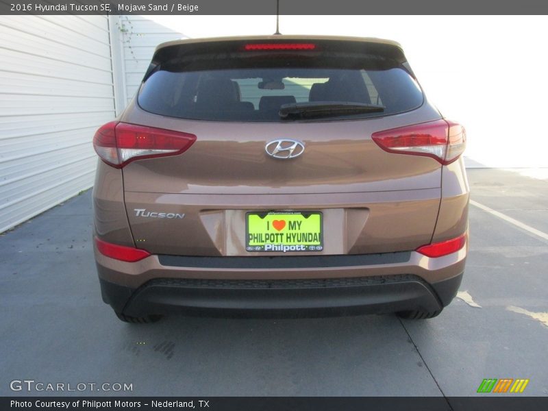 Mojave Sand / Beige 2016 Hyundai Tucson SE