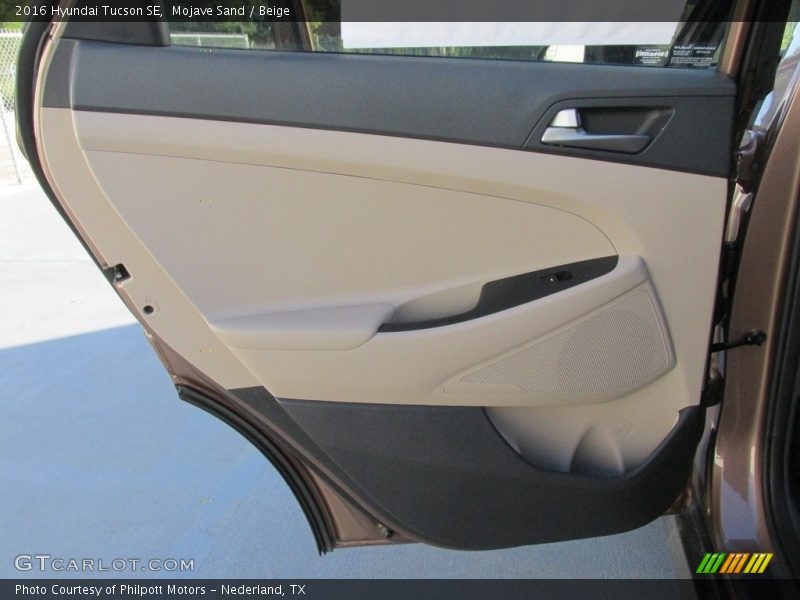Mojave Sand / Beige 2016 Hyundai Tucson SE