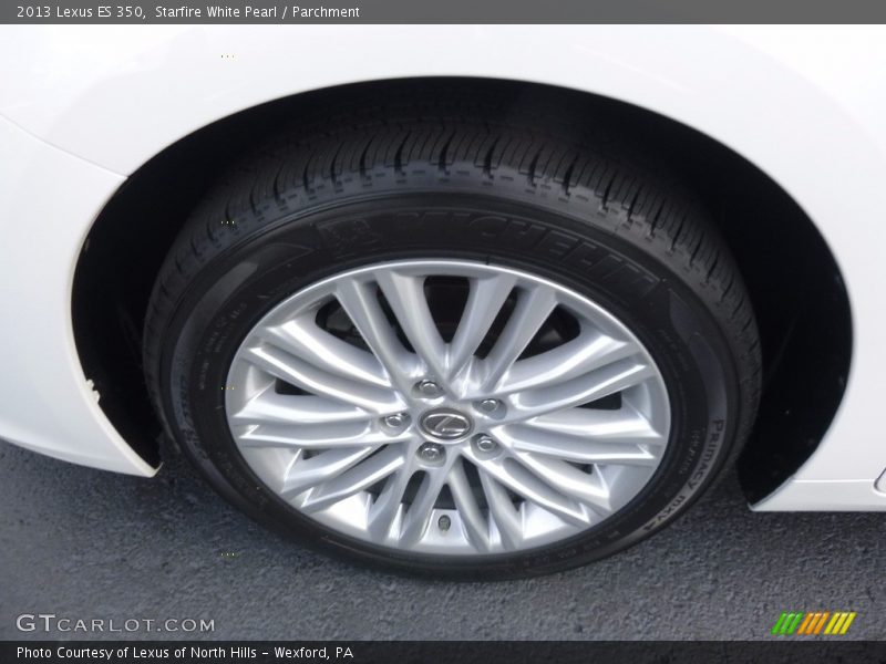 Starfire White Pearl / Parchment 2013 Lexus ES 350