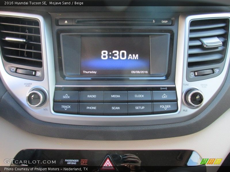 Mojave Sand / Beige 2016 Hyundai Tucson SE