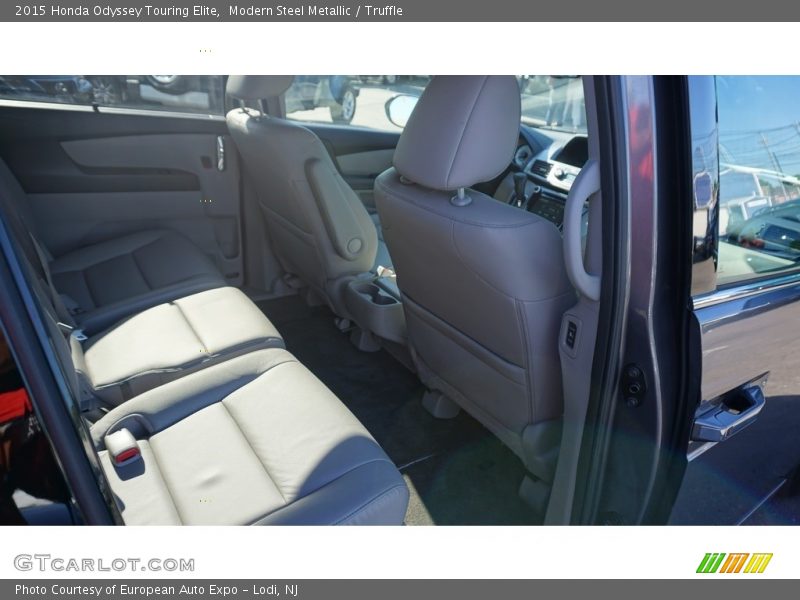 Modern Steel Metallic / Truffle 2015 Honda Odyssey Touring Elite