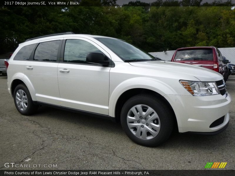 Vice White / Black 2017 Dodge Journey SE
