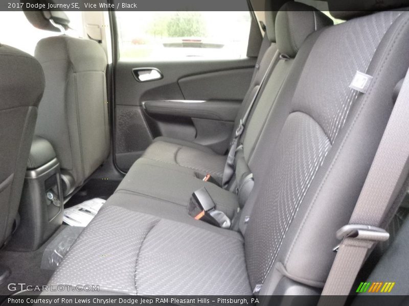 Vice White / Black 2017 Dodge Journey SE