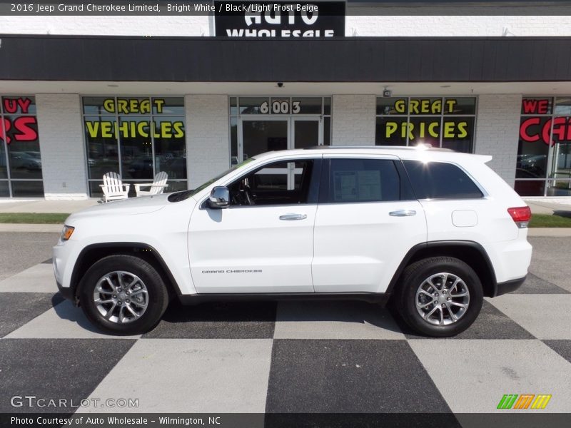 Bright White / Black/Light Frost Beige 2016 Jeep Grand Cherokee Limited