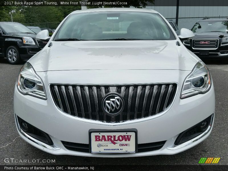White Frost Tricoat / Light Neutral/Cocoa 2017 Buick Regal Sport Touring