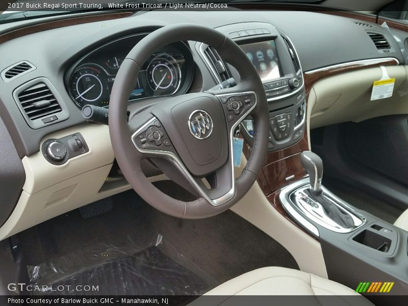  2017 Regal Sport Touring Light Neutral/Cocoa Interior