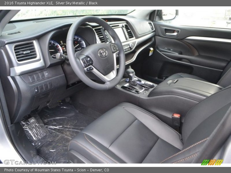Silver Sky Metallic / Black 2016 Toyota Highlander XLE