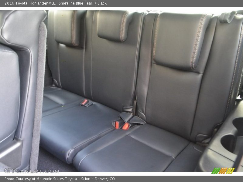 Shoreline Blue Pearl / Black 2016 Toyota Highlander XLE