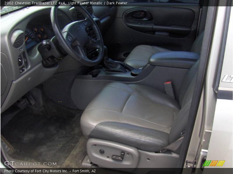 Light Pewter Metallic / Dark Pewter 2002 Chevrolet TrailBlazer LTZ 4x4
