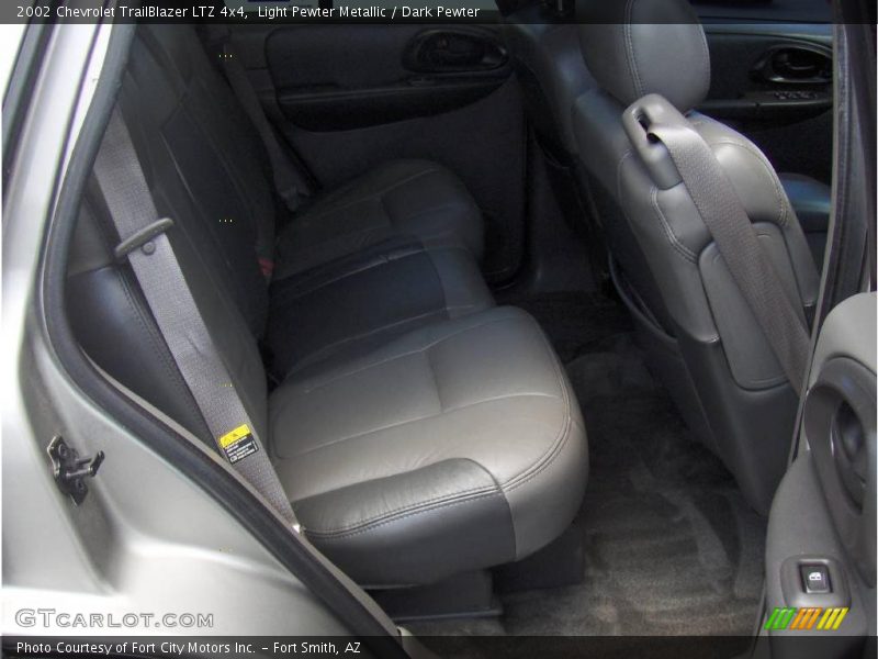 Light Pewter Metallic / Dark Pewter 2002 Chevrolet TrailBlazer LTZ 4x4