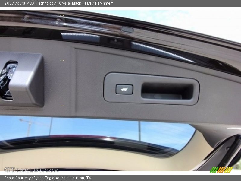 Crystal Black Pearl / Parchment 2017 Acura MDX Technology