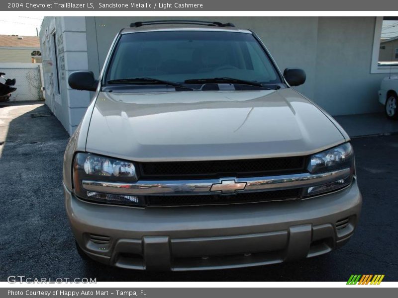 Sandstone Metallic / Light Cashmere 2004 Chevrolet TrailBlazer LS