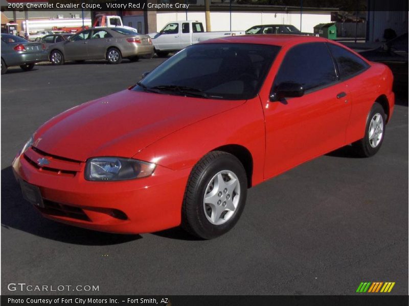 Victory Red / Graphite Gray 2005 Chevrolet Cavalier Coupe