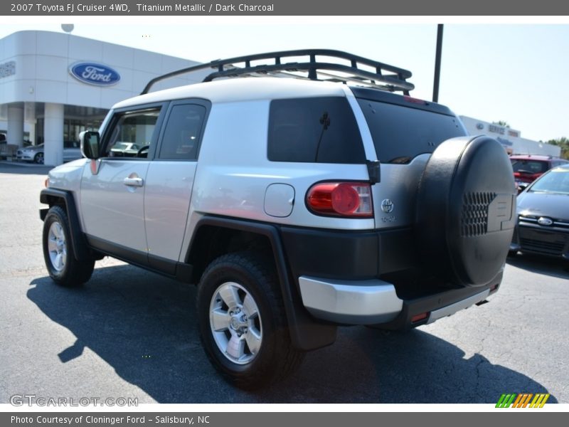 Titanium Metallic / Dark Charcoal 2007 Toyota FJ Cruiser 4WD