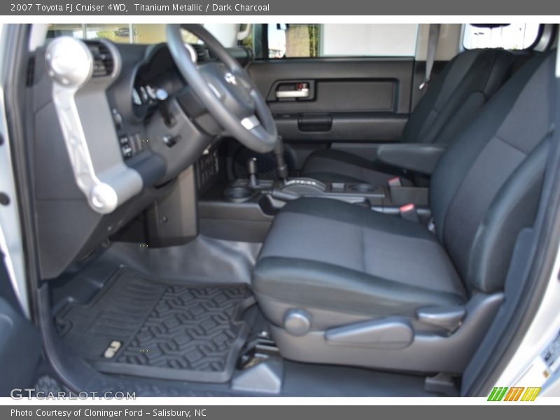Titanium Metallic / Dark Charcoal 2007 Toyota FJ Cruiser 4WD