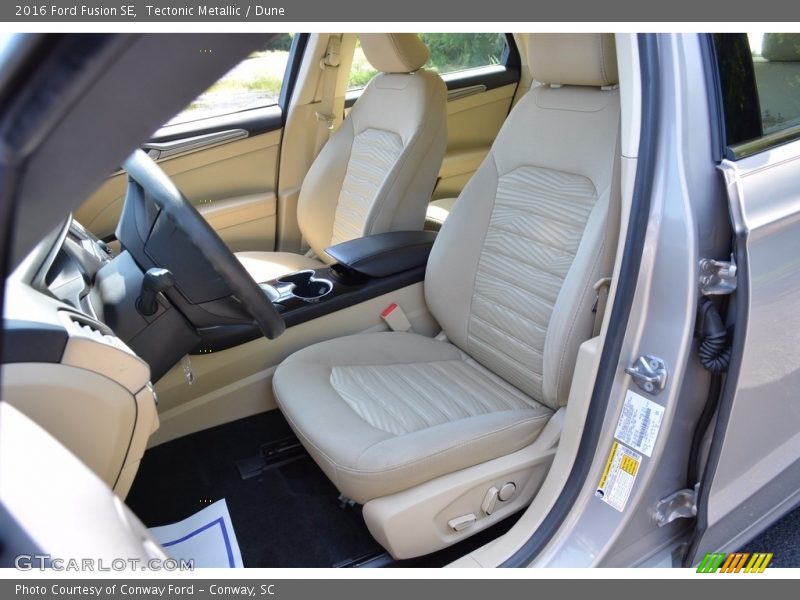 Tectonic Metallic / Dune 2016 Ford Fusion SE