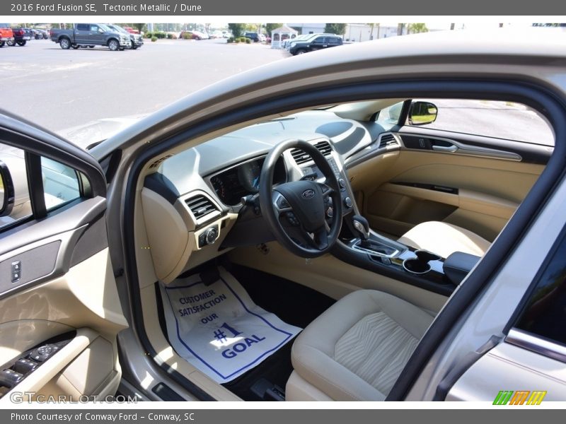 Tectonic Metallic / Dune 2016 Ford Fusion SE