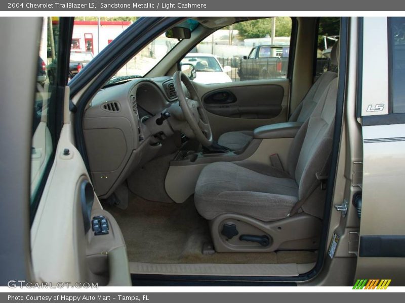 Sandstone Metallic / Light Cashmere 2004 Chevrolet TrailBlazer LS