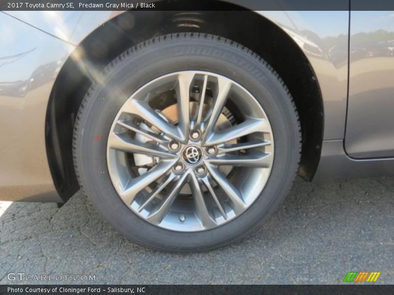 Predawn Gray Mica / Black 2017 Toyota Camry SE