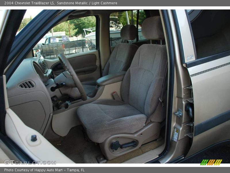 Sandstone Metallic / Light Cashmere 2004 Chevrolet TrailBlazer LS