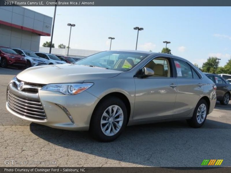 Creme Brulee Mica / Almond 2017 Toyota Camry LE