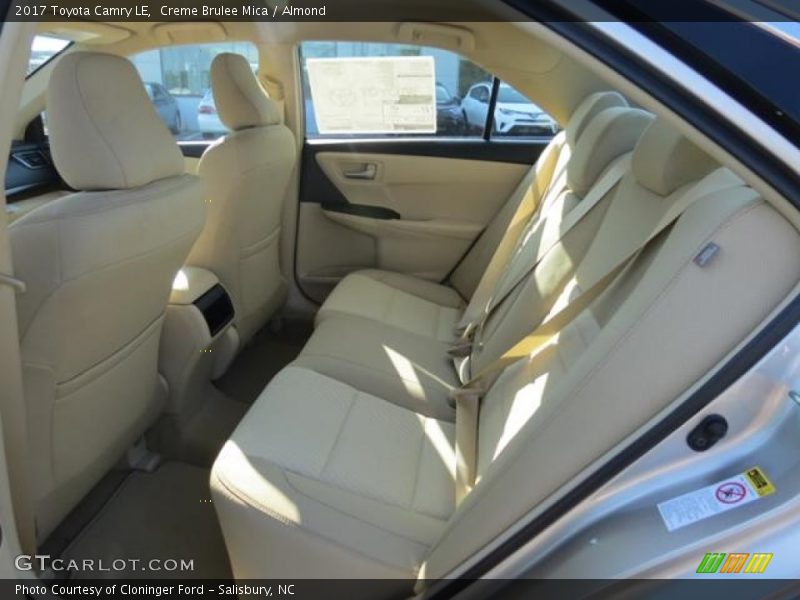 Creme Brulee Mica / Almond 2017 Toyota Camry LE