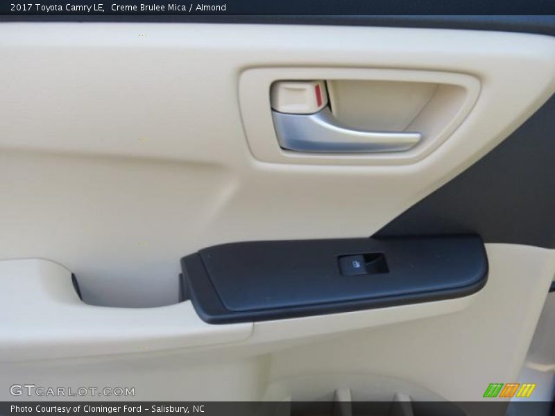 Creme Brulee Mica / Almond 2017 Toyota Camry LE